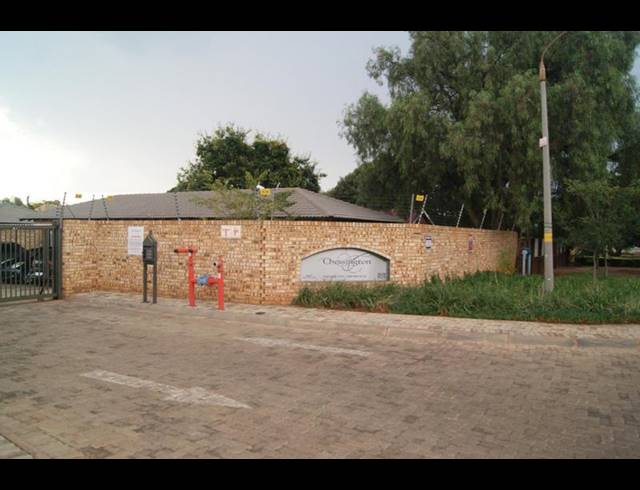 2 BEDROOM APARTMENT FOR SALE IN DAWN PARK